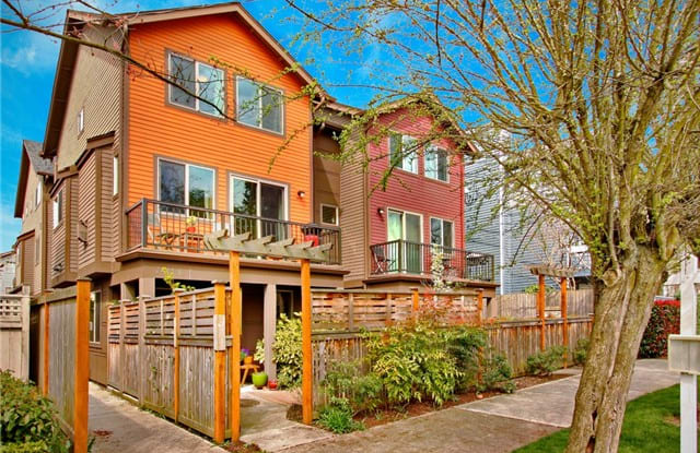 7411 4th Ave NE - 7411 4th Ave NE, Seattle, WA 98115