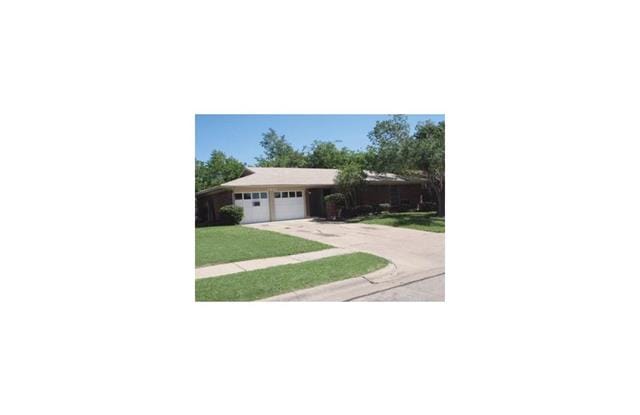 1931 Guinevere Street - 1931 Guinevere Street, Arlington, TX 76014