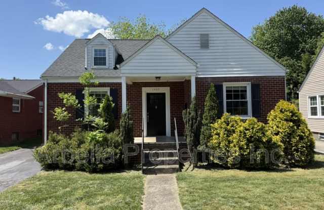 1437 Valley St photos photos