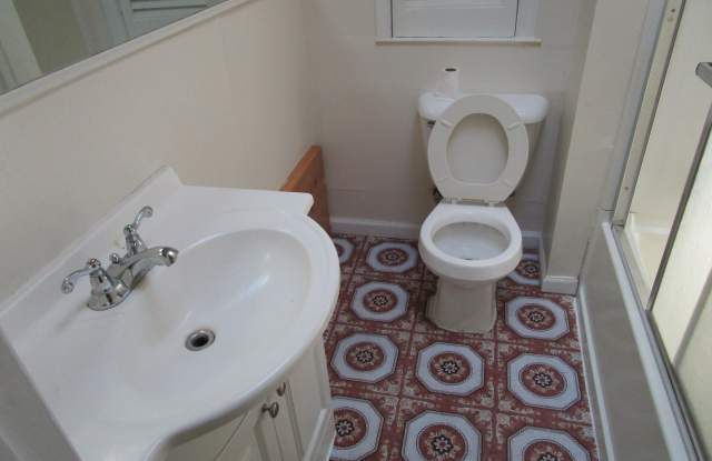 Large Row - Oxford Circle photos photos Large Row - Oxford Circle photos photos