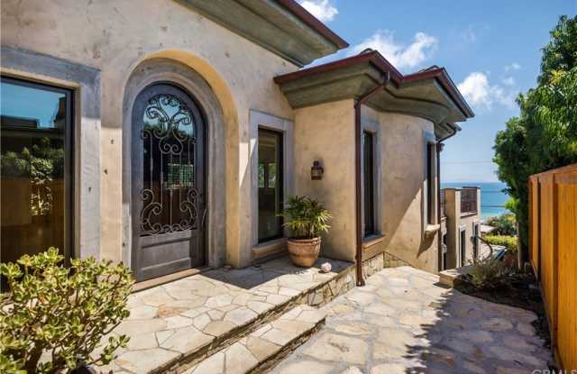 86 Yacht Harbor Drive Gallery 3