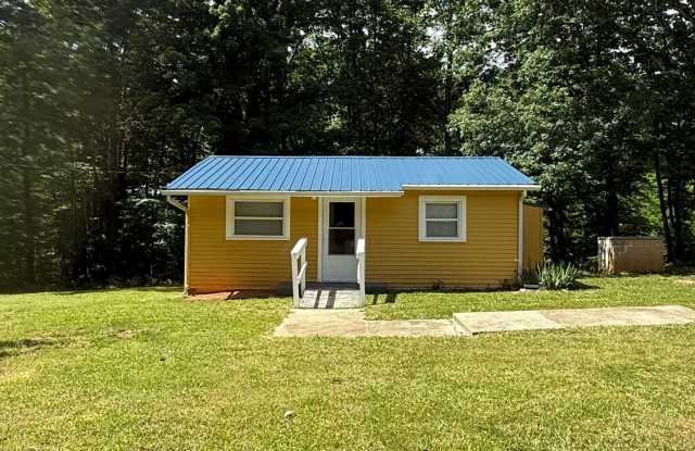 One Story House in Madison Heights Gallery 3