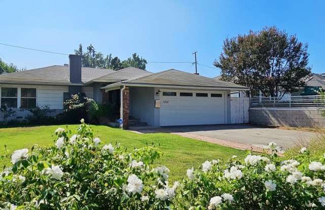 12542 Collins St - 12542 Collins Street, Los Angeles, CA 91607