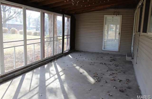 5003 Cavalier Court Gallery 4