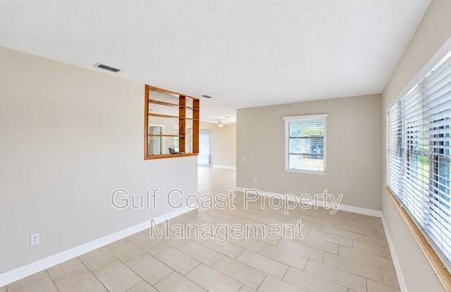5811 18th Street West Gallery 3