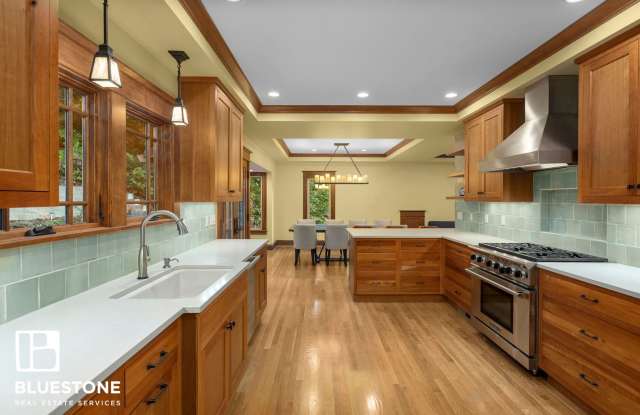 Beautiful 3-bedroom home in Palisades Neighborhood of Lake Oswego! photos photos