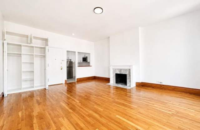 302 West 107th Street Gallery 3