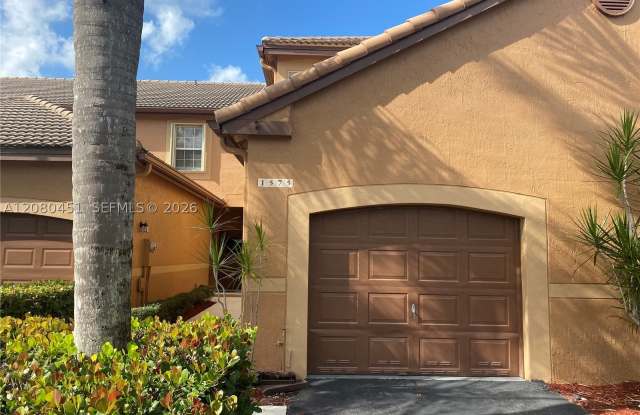 1575 Veracruz Ln Gallery 2