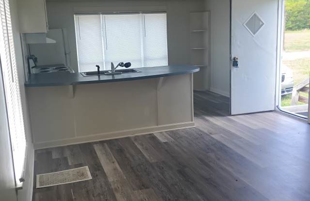 208 Coleman Circle photos photos
