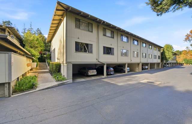 Hidden Gem at Saratoga Creekside – End Unit with Yard - 14333 Saratoga Avenue, Saratoga, CA 95070