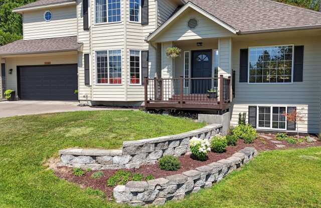 Spacious 6 Bed, 4 Bath Home in Indian Trail *Available 9/09* Gallery 4