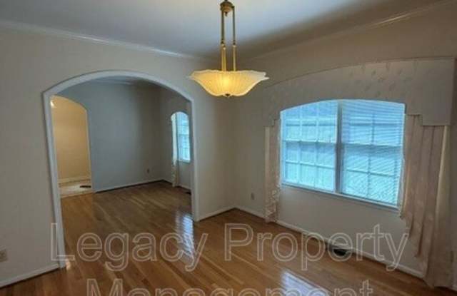 6755 McPherson-Clay Rd Gallery 3