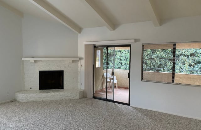 4247 Whitsett Ave Unit #4 - 4247 Whitsett Avenue, Los Angeles, CA 91604