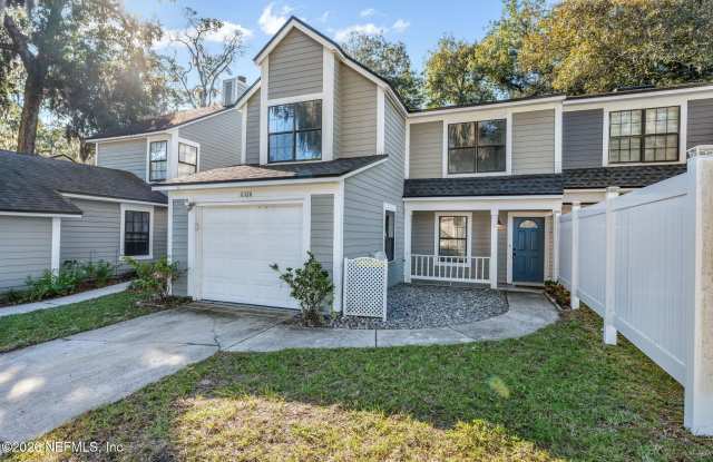11326 TROTTING HORSE Lane S Gallery 2