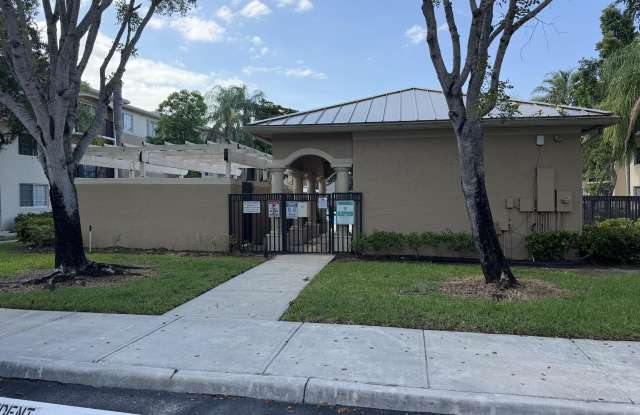 1500 S Crestwood Court S Gallery 2