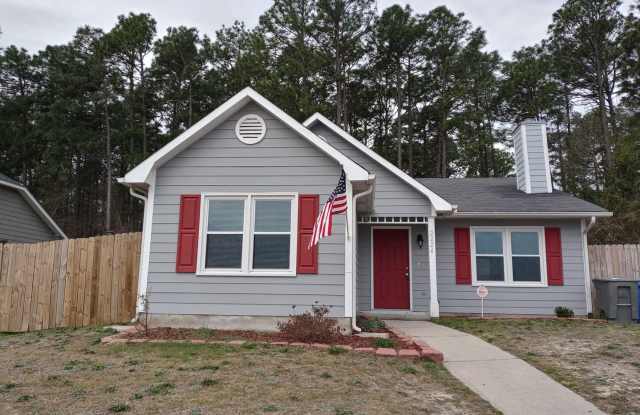 3 bd/ 2 ba located MINUTES from Fort Bragg! Quiet Neighborhood! photos photos 3 bd/ 2 ba located MINUTES from Fort Bragg! Quiet Neighborhood! photos photos