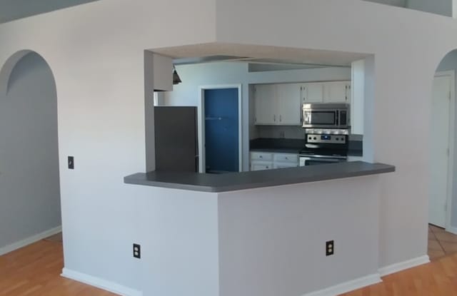 Welcome to this charming 3 bedroom, 2 bathroom home located in Jacksonville, FL photos photos