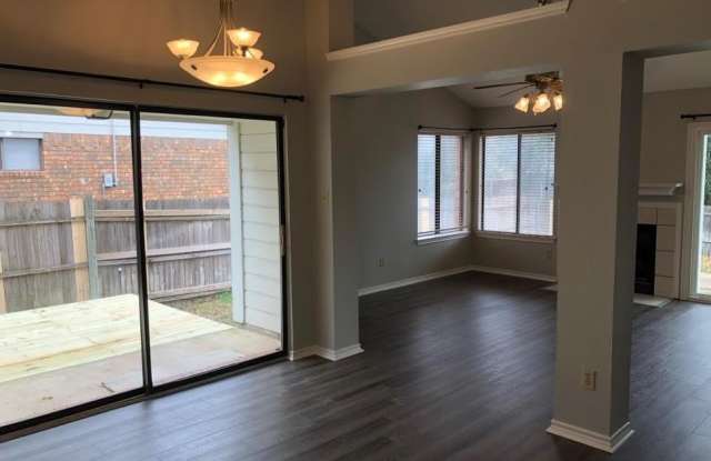 512 Dove Creek Place Gallery 2