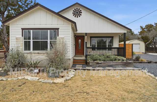 1361 Bob White Dr photos photos