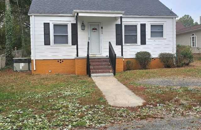 206 West Drive - 206 West Drive, Albemarle, NC 28001