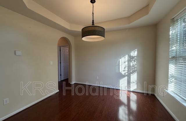 13 Hampshire Glen Parkway Gallery 2