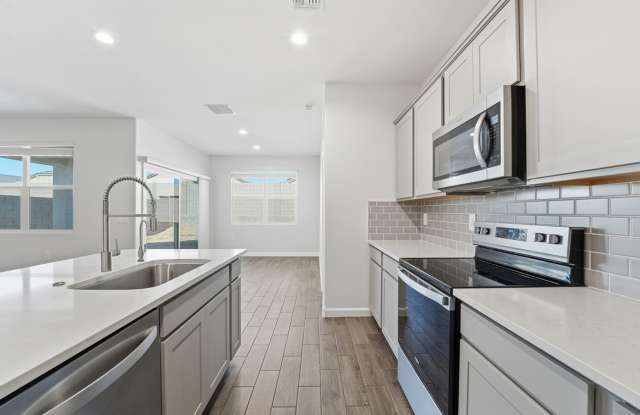 Modern 4-Bedroom Ranch-Style Corner Lot Home - *RENT SPECIAL* photos photos