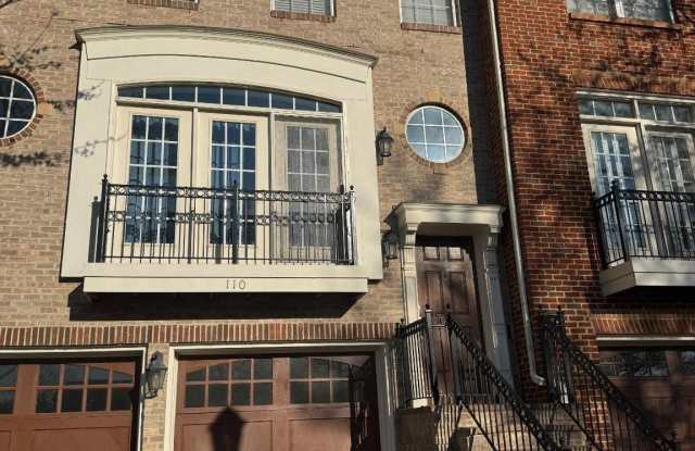 110 HERNDON MILL Circle photos photos