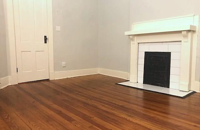 820 Habersham Street - A Gallery 2