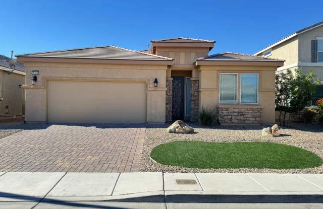 Gorgeous 3 Bed Single Story Home in Henderson - 1165 Bear Head Street, Henderson, NV 89011