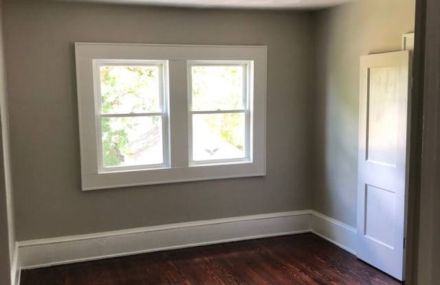 837 30th St 3bed/1bath $1395 Gallery 4