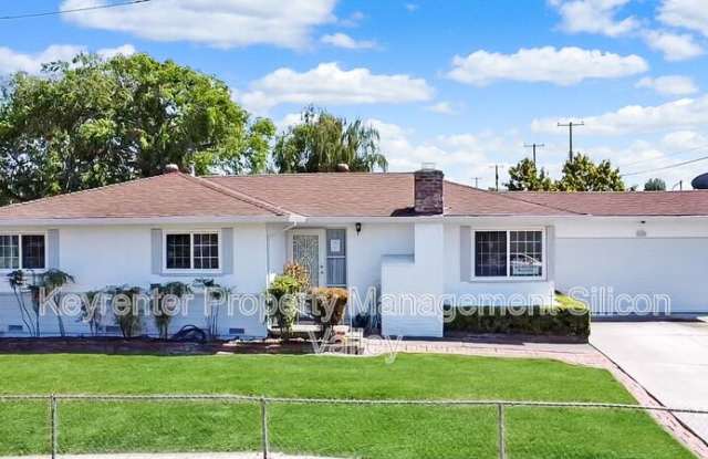 3100 Santa Maria Ave photos photos