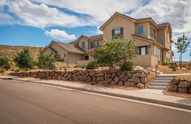 Spacious 3 Bedroom Home photos photos