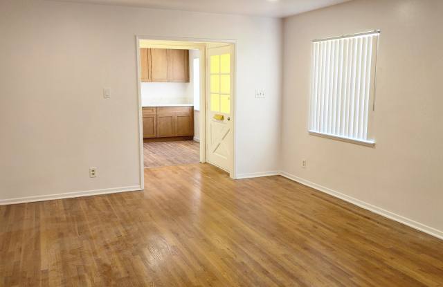 444 South Adria Place Gallery 2