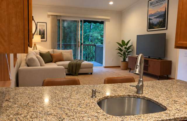 3358 Southbend Place Gallery 1