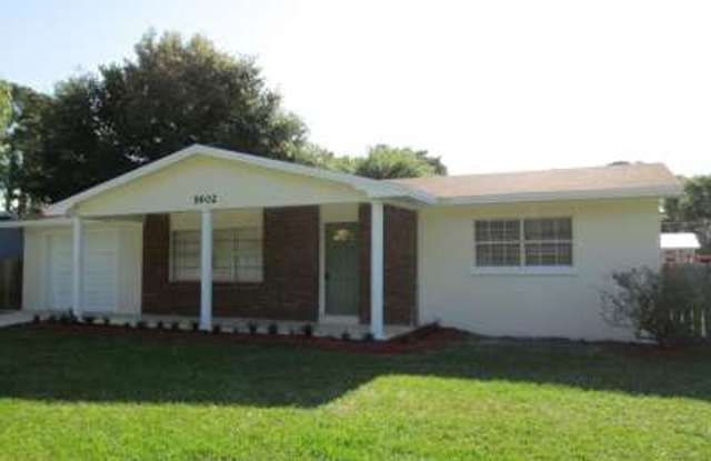 Large Home in Ft. Pierce - Close to US 1 photos photos