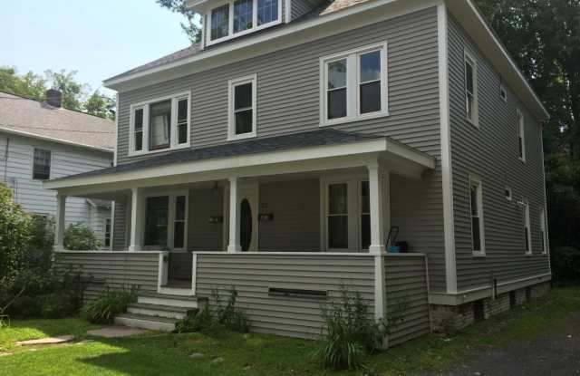 22 Hooker Ave - 1 photos photos