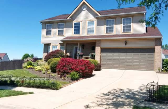 65 Simsbury Court Gallery 1