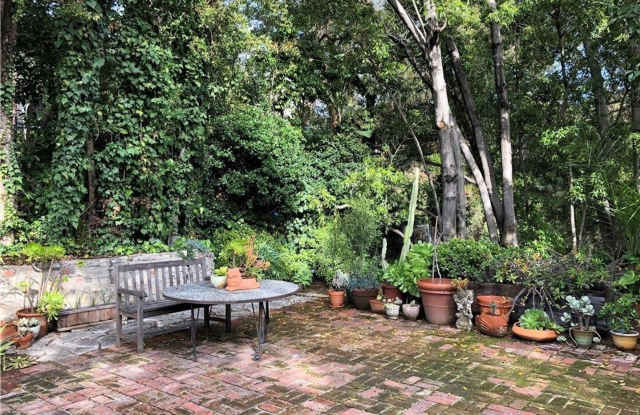 2926 Briar Knoll Drive - 2926 Briar Knoll Drive, Los Angeles, CA 90046