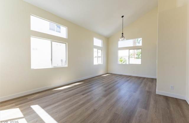 2050 Paterno Avenue Gallery 2