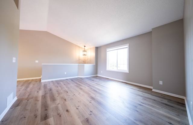 2087 Brittany Ct. Gallery 4