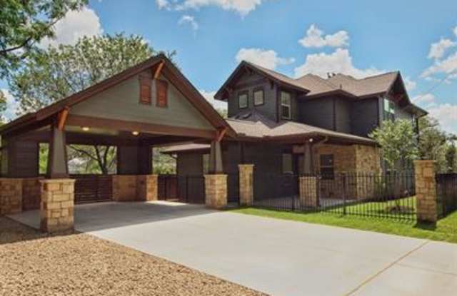 UT PRE-LEASE: Beautiful, Recently Constructed 6 Bed/ 4 Ba Home In North Loop Area, Mins To UT photos photos