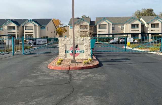 AMERICANA Property Mgmt - 1 bed Condo in Gated Community near The Strip photos photos