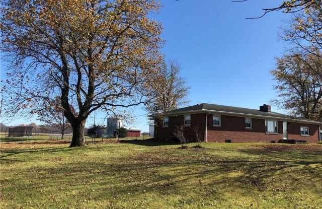 145 South Taylor Avenue Gallery 3