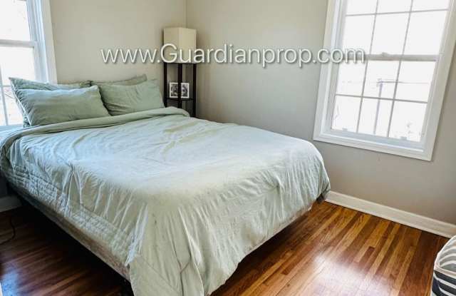 St Louis Park Single Family Home, 2 Car Garage, Fenced Yard, Gas Fireplace, Dishwasher photos photos