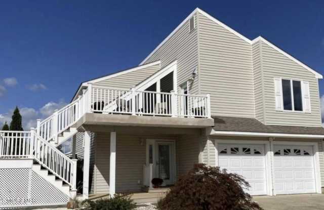 104 Catherine Lane photos photos