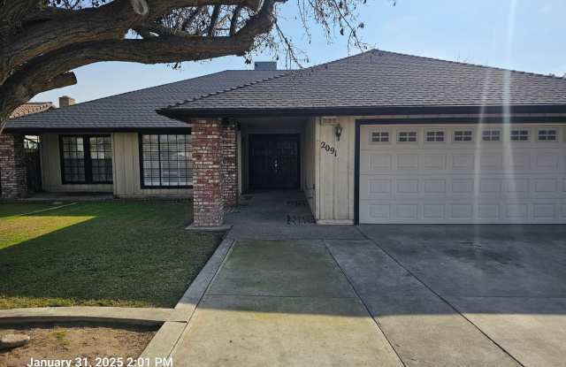 2091 W. Tomah - 2091 Tomah Avenue, Porterville, CA 93257