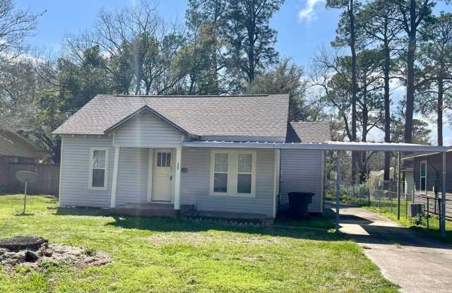 3309 Lay Avenue Groves, Texas 77619 - 3309 Lay Avenue, Groves, TX 77619