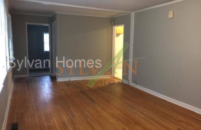 1310 Kenilworth Drive Southwest Gallery 2