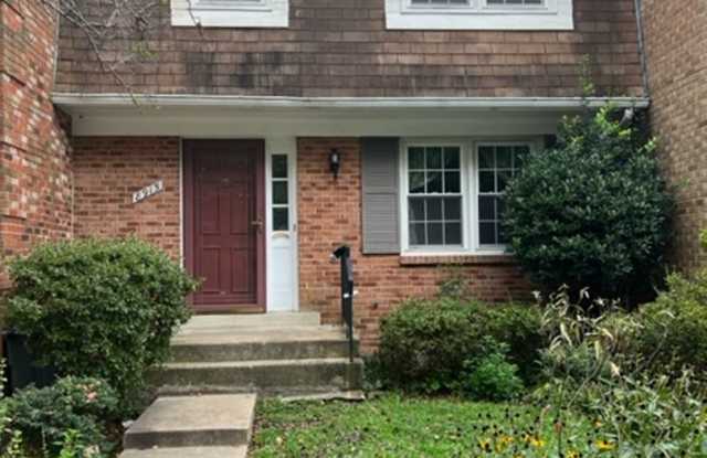 8915 Grandstaff Ct Gallery 1