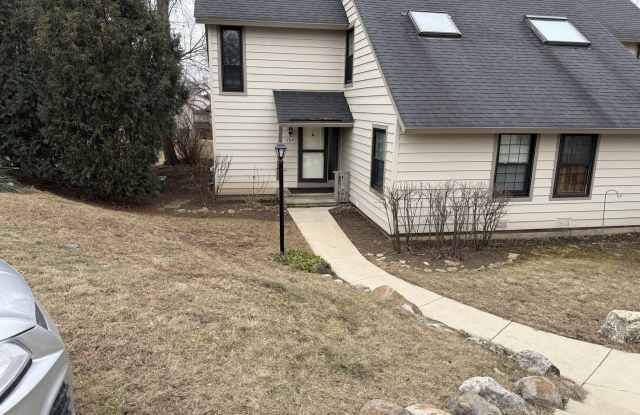 704 Wakefield Road unit: 0 photos photos